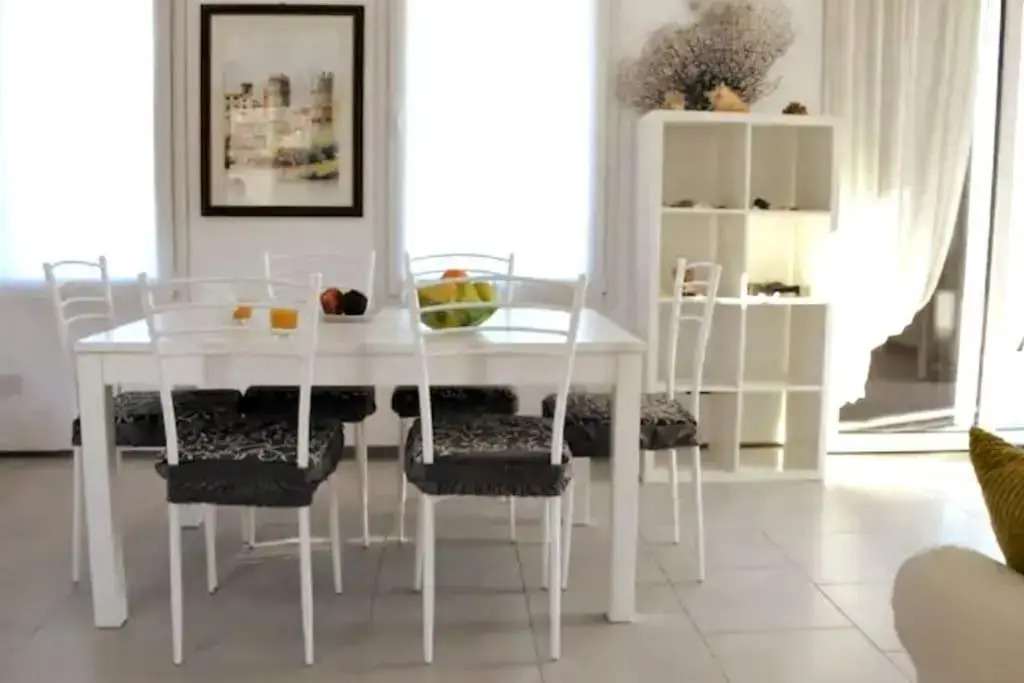 Panoramic house