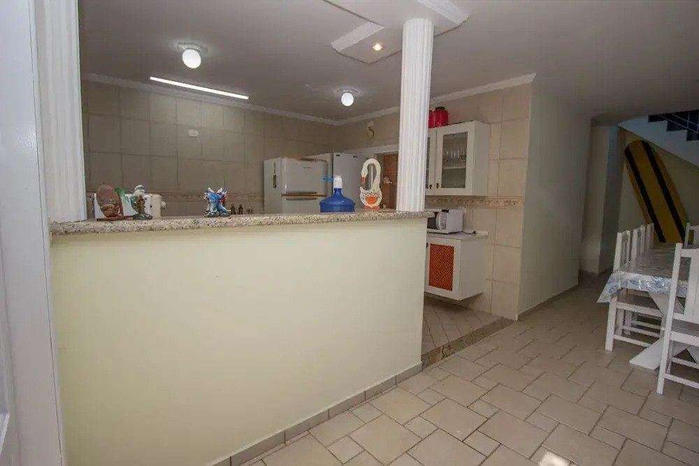 Casa ampla em Bertioga - 2 min. da praia