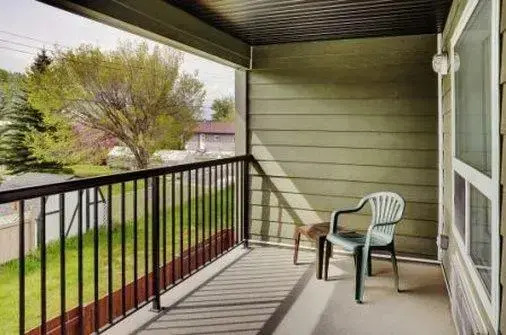 Lakeview Inn & Suites - Edson Airport West