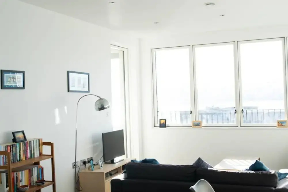 Stunning 1 Bedroom Riverside Apartment