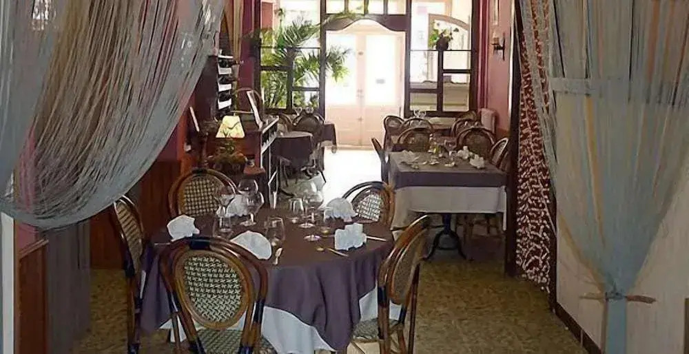Hotel le Commerce