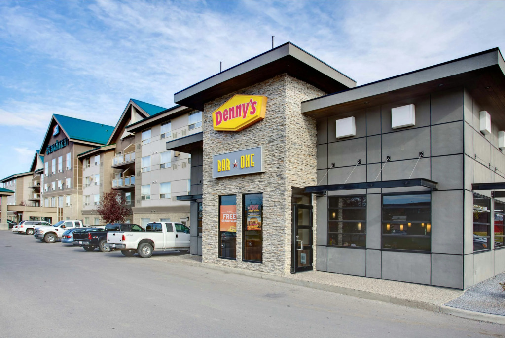 Sandman Hotel & Suites Calgary West