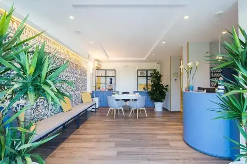 Hotel Tritone