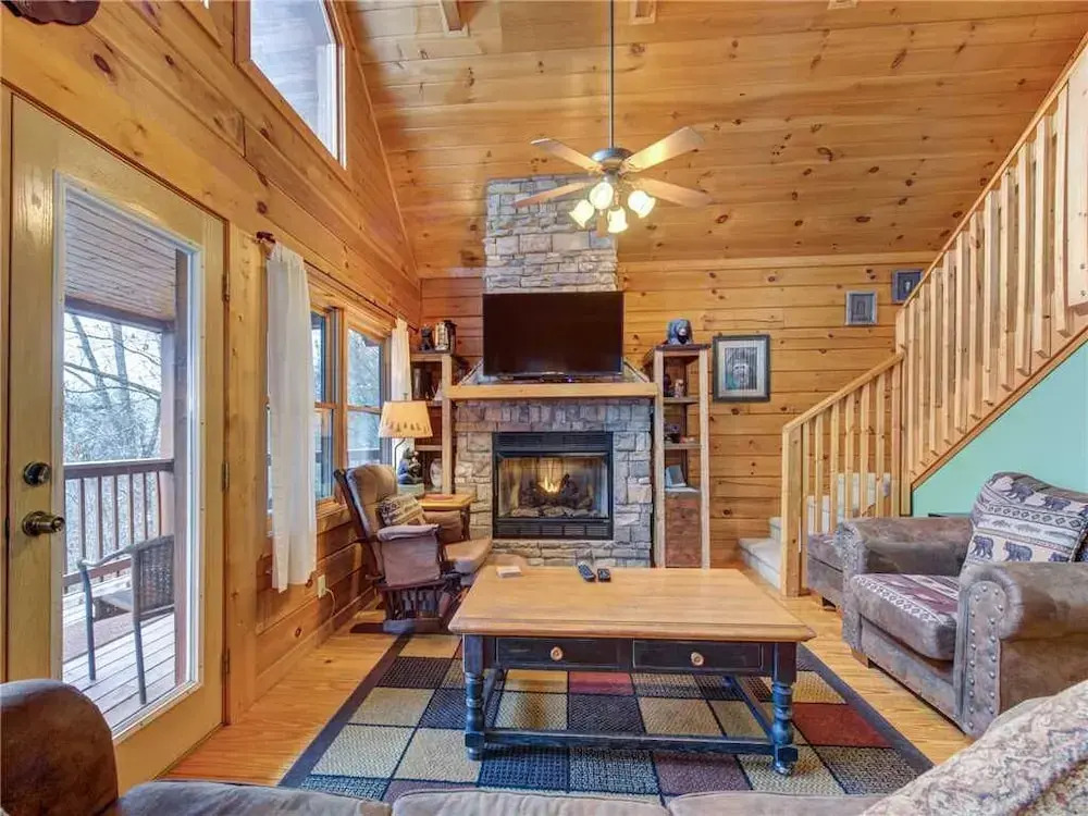 Dew South 2 Bedroom Home with Hot Tub