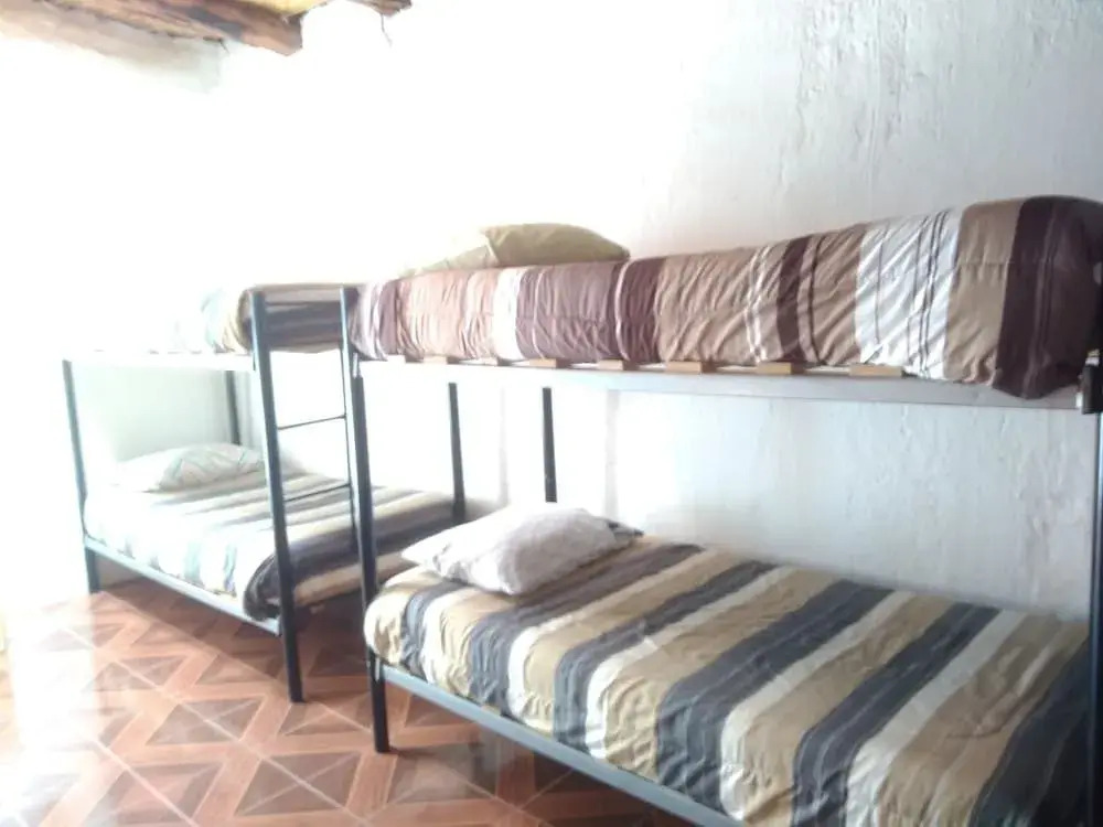 Yaalir At'mu - Hostel