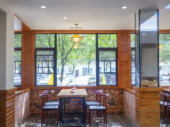 Wulingyuan Hotel