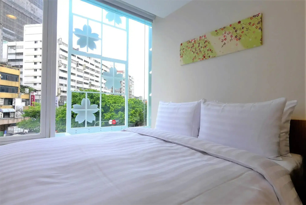 Shin Sei Bashi Hotel