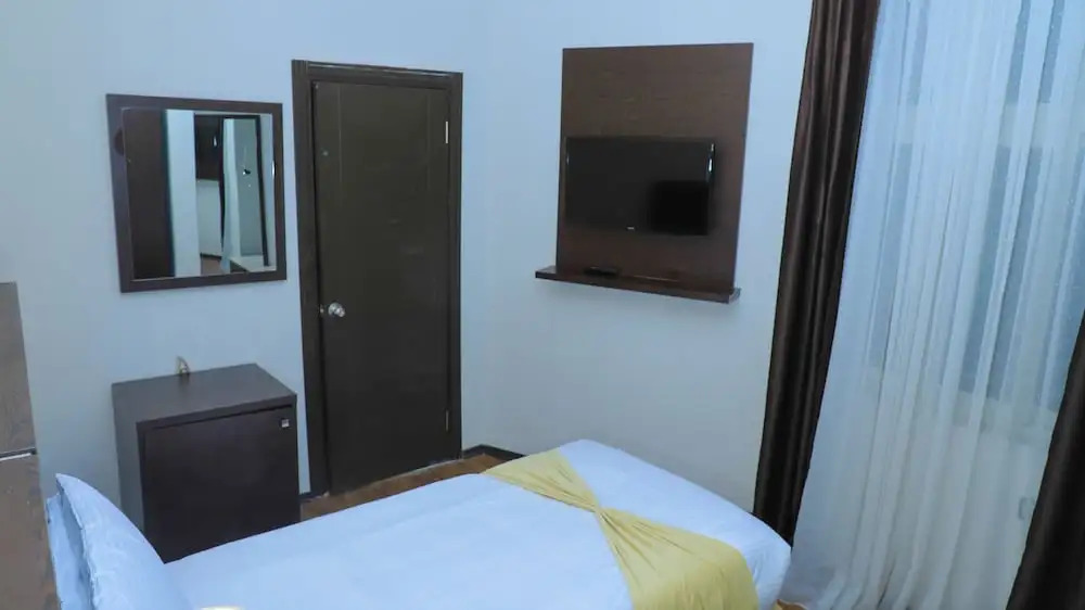 Garalay Hotel