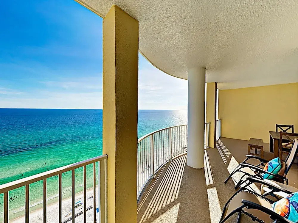 New Listing! Beachfront Bliss W/ Boundless Views 3 Bedroom Condo