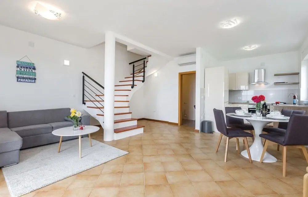 Nice Home in Crikvenica With Wifi and 2 Bedrooms