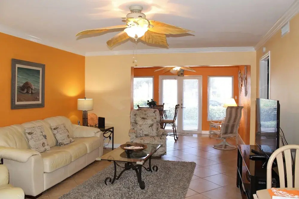 Sunset Royale -106 2 Bedrooms 2 Bathrooms Condo