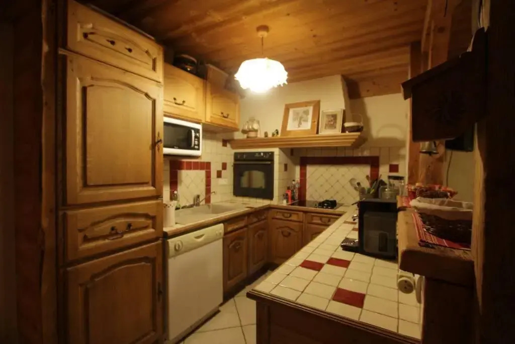 appartement cozy dans chalet 6 pers voiture 4 roues motrice a dispo