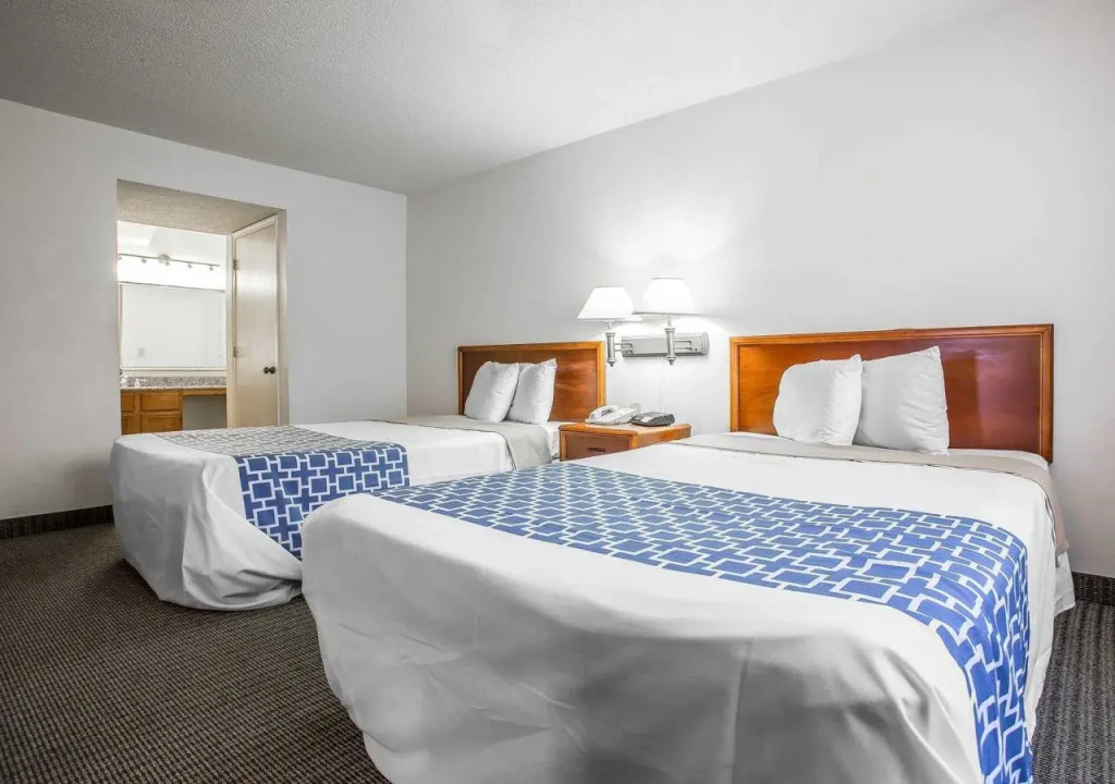 Siegel Suites Columbia Apartments