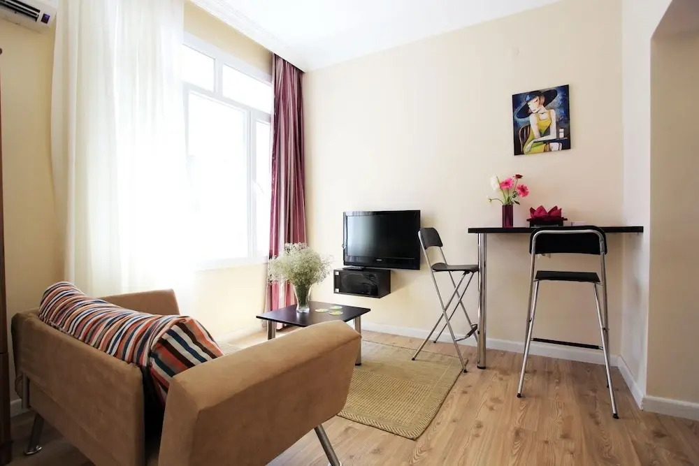 Alsancak City Hostel