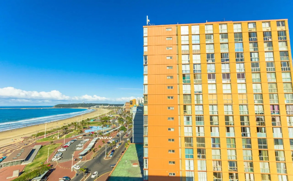 Gooderson Beach Hotel