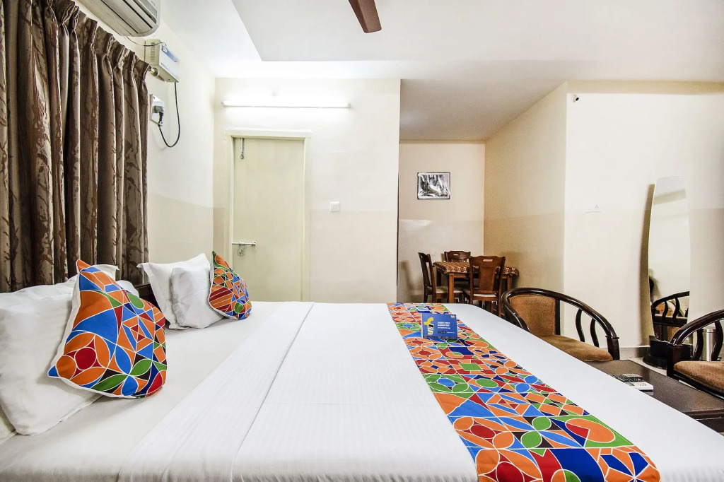 FabHotel Aditya Yatri Nivas - Nr Tirupati Railway Station