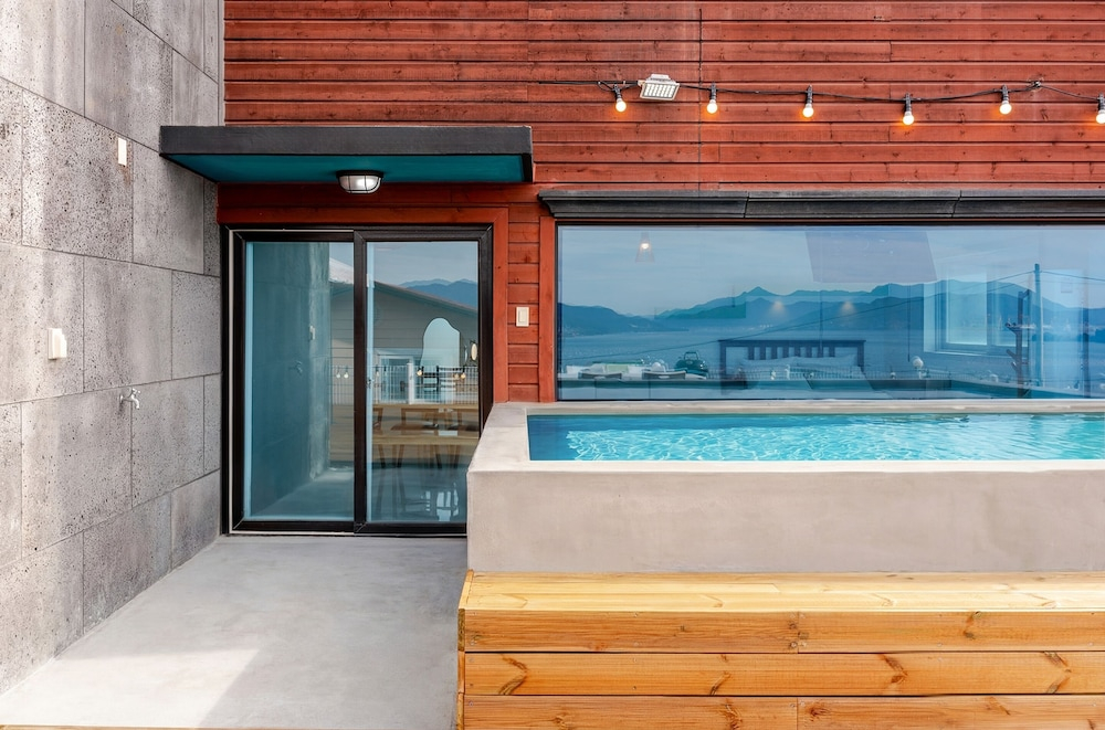 Geoje Stay Nangman