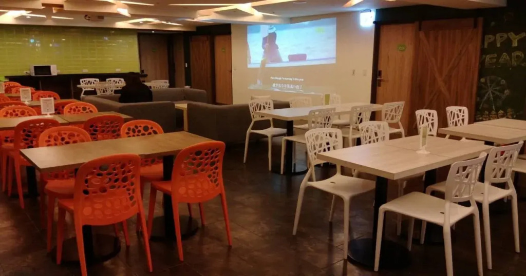 Ark Hotel - Changan Fuxing方舟商業股份有限公司