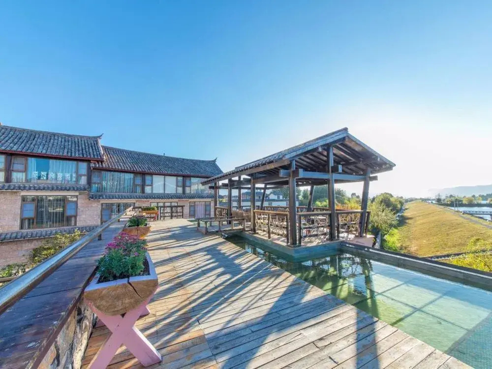 闲云溪月雪山湖景花园酒店 Xianyun Xiyue Garden Boutique Lijiang一Embrace Lake Snow View Grace Ease