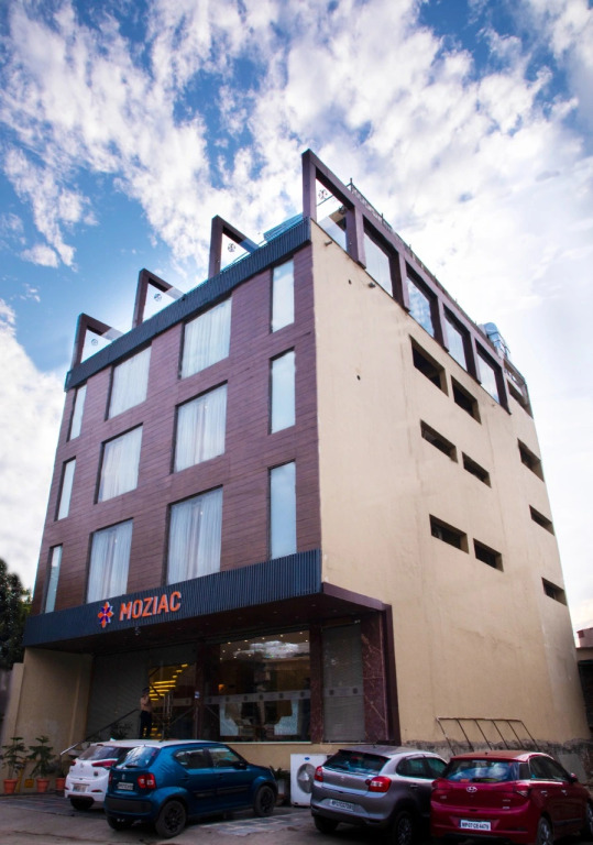 The Moziac Hotel
