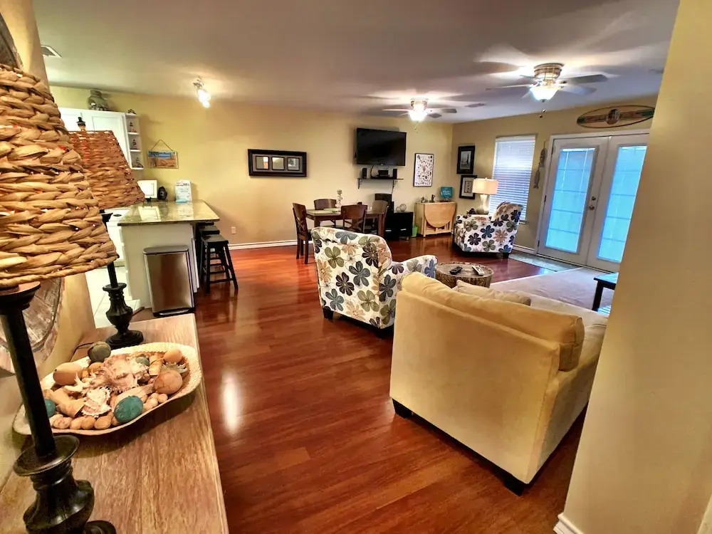 Looney Dunes - 3 Br Home