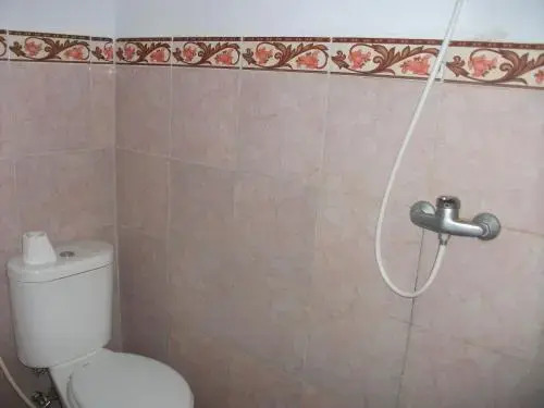 Tudes Family Homestay