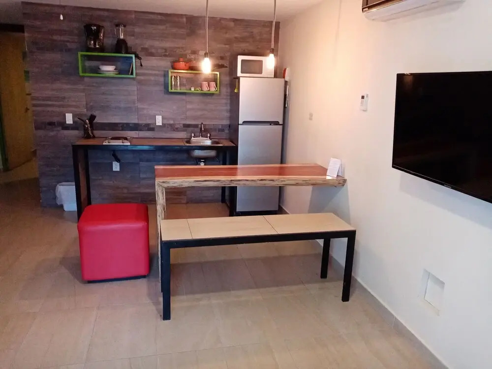 Brisas 10 Beachside Suites
