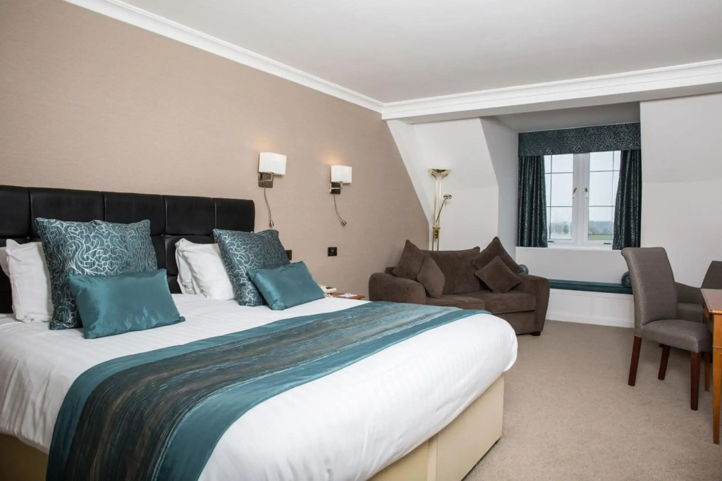 Lancaster House Hotel