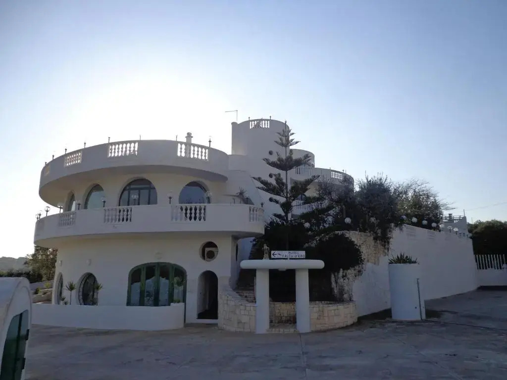 Hotel Falco Doro