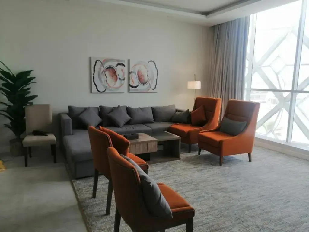 Clowzer Serviced Apartments