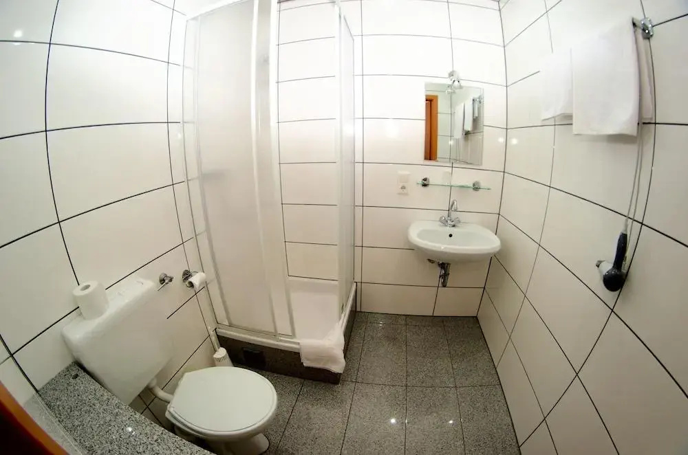 Messe-Hotel "Waldruhe"