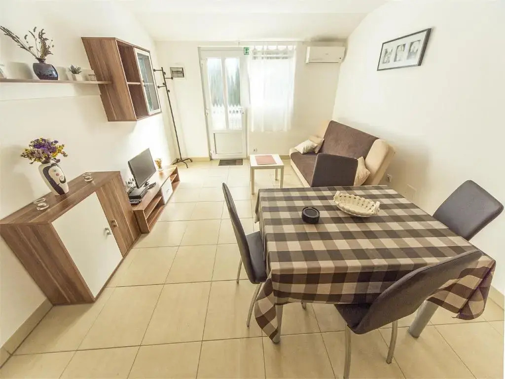 Apartments Katoro Relax