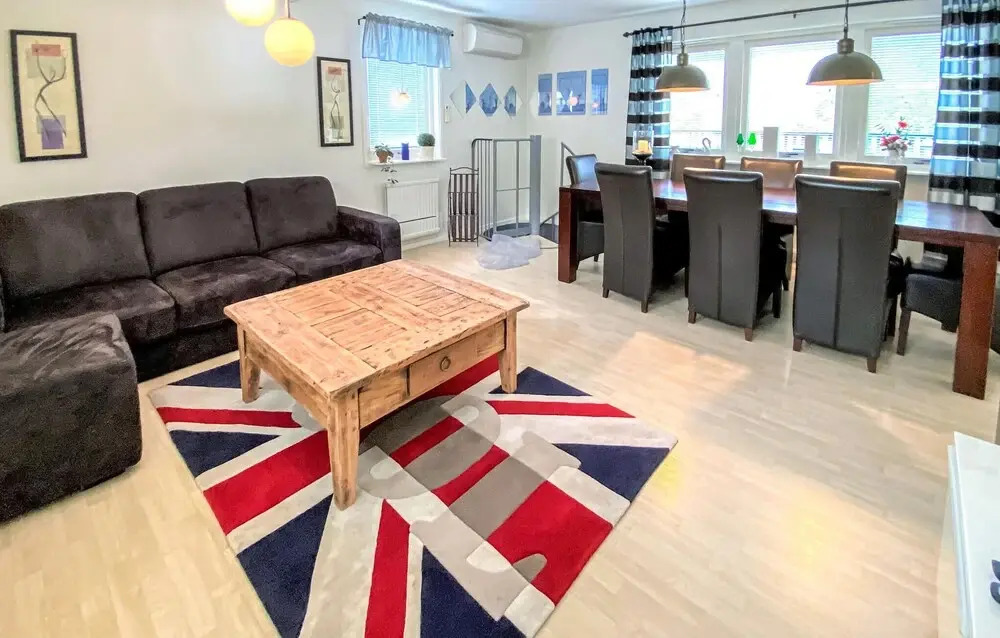 4 Bedroom Stunning Home In Örkelljunga