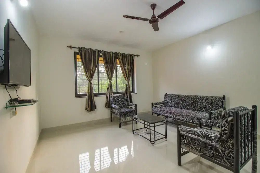 Oyo 11349 Home Sunny 2Bhk Siolim
