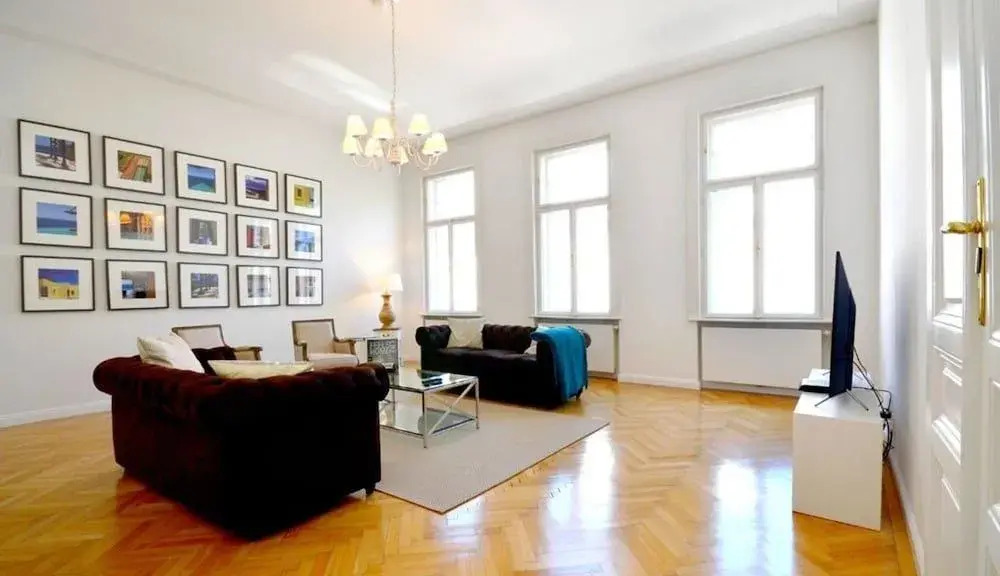 Vienna Residence Colossal Apartment With Balcony and Space for 8 Guest
