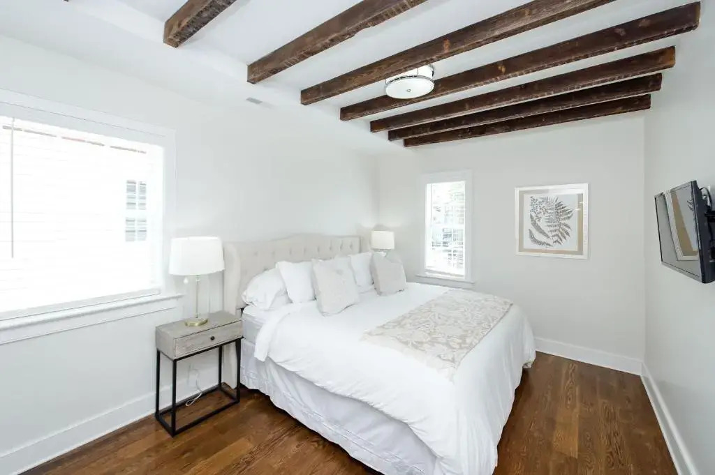 Guesthouse Charleston WEST 62 and 64