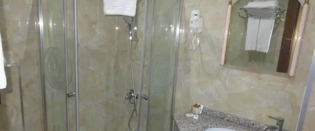 Akm Otel