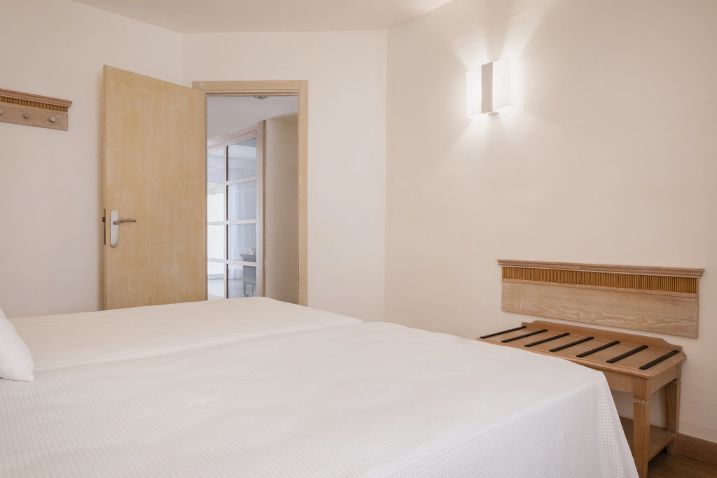 Отель Iberostar Club Cala Barca - All Inclusive