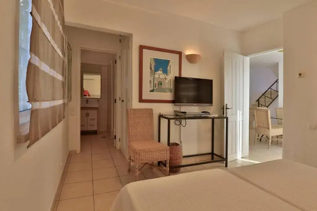 Casa Vale Do Lobo 32 Charming 2 Bedroom Townhouse Close To Beach