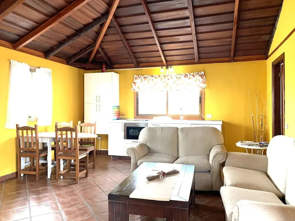 Casas La Paredita