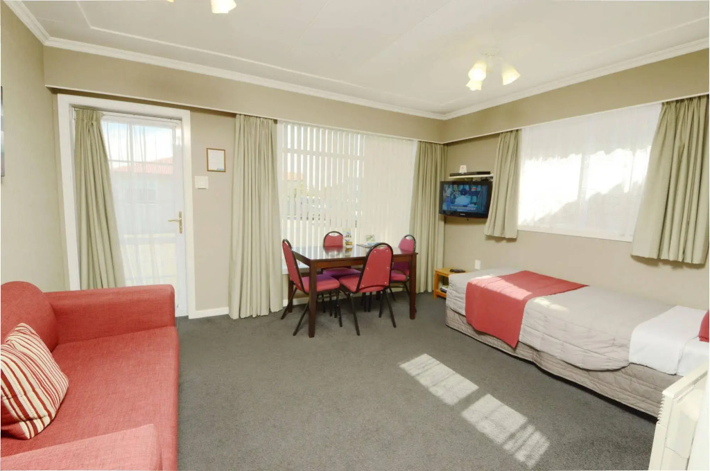 Tower Lodge Motel