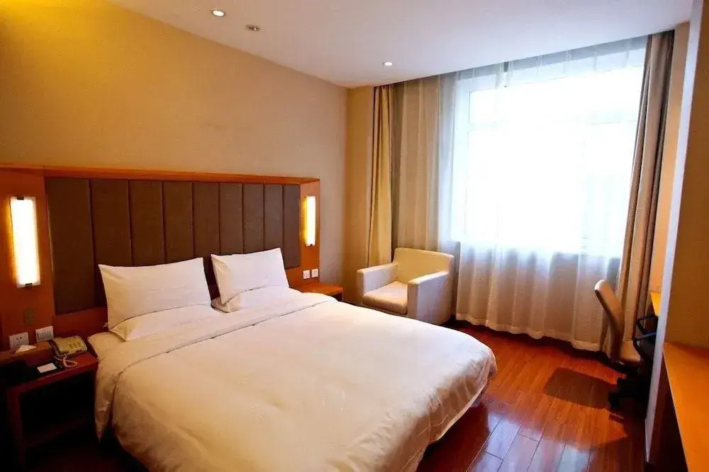 Quan Ji Hotel