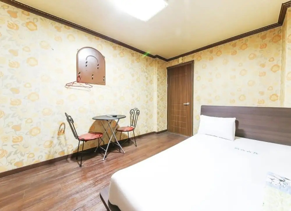 Sangmu Motel Gwangju