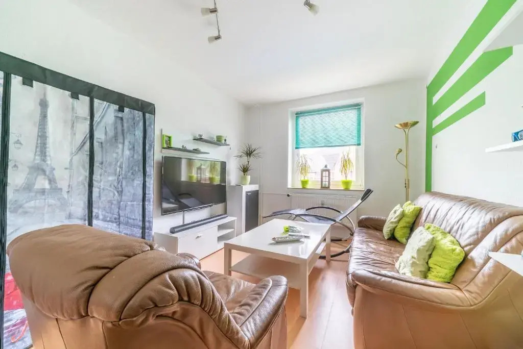 ID 6785 | Private Apartment