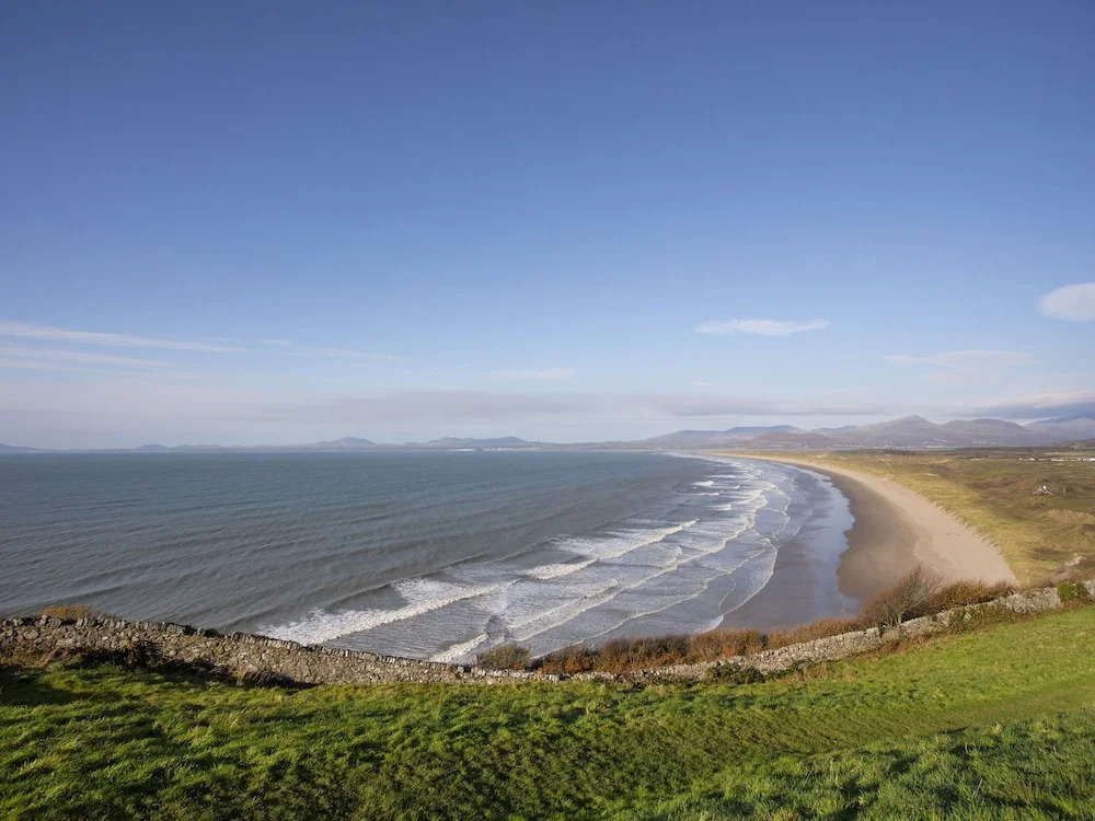 Tyn y Clawdd