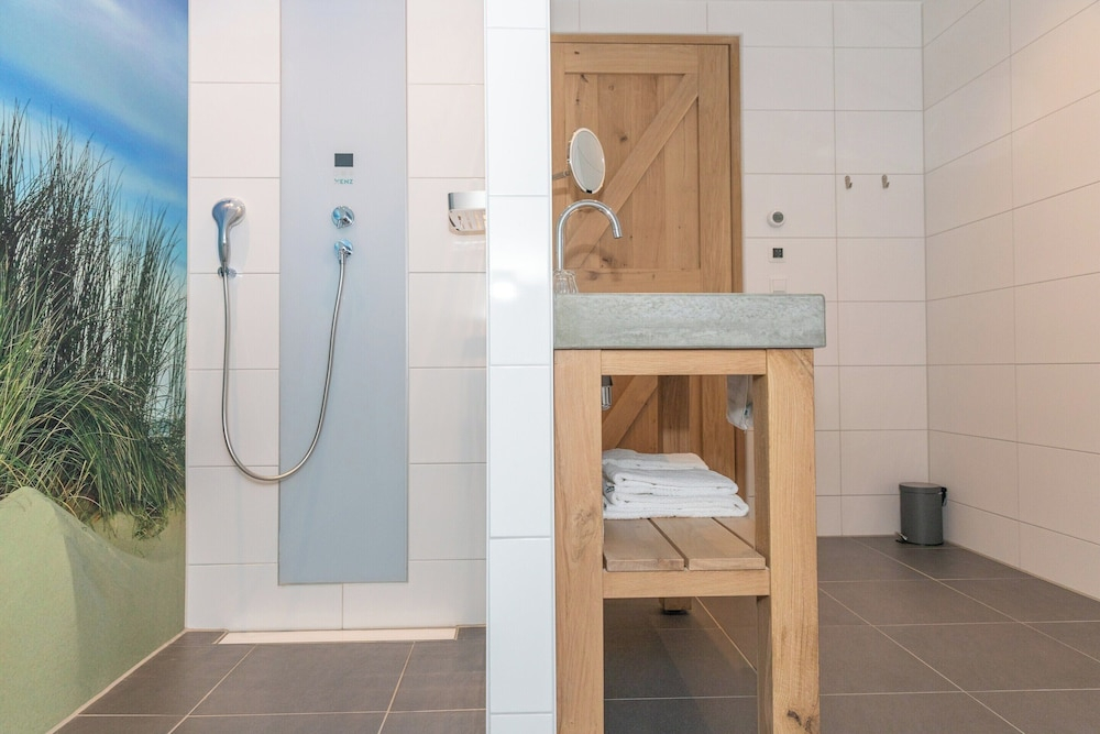 Luxury Villa With Sauna for 12