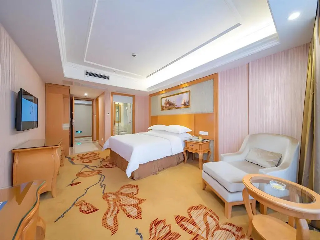 Vienna Classic Baiyun Dongping Zhong Road