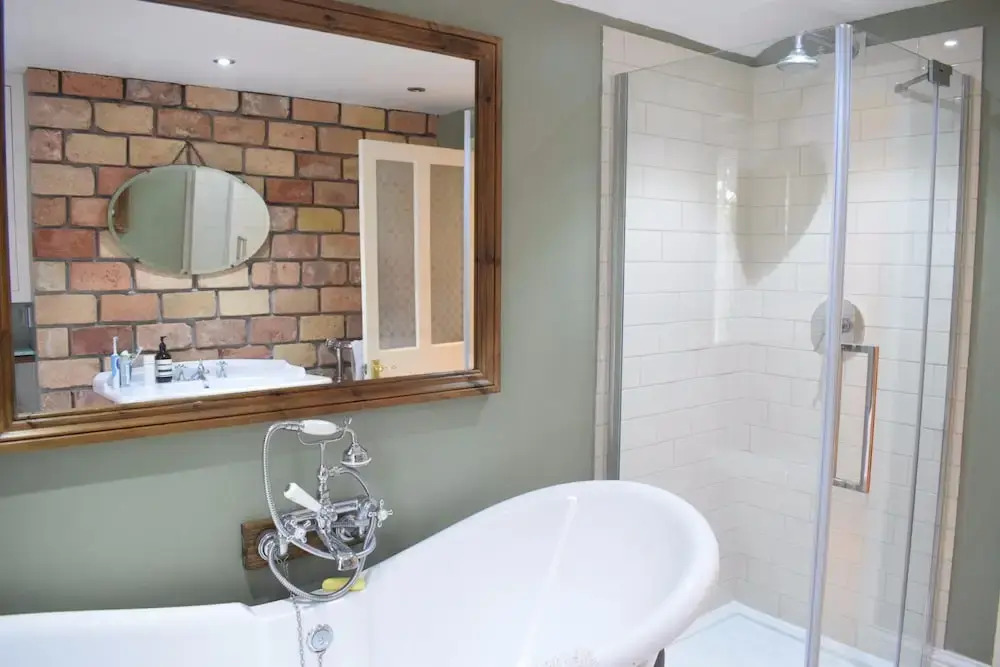 2 Bedroom Family Home In Brixton