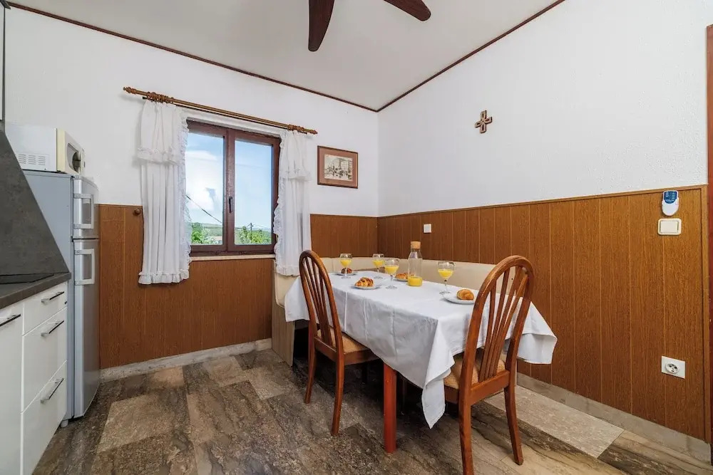 Apartment Petar