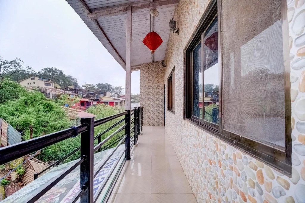 OYO 62904 Hotel Ayaan Valley House
